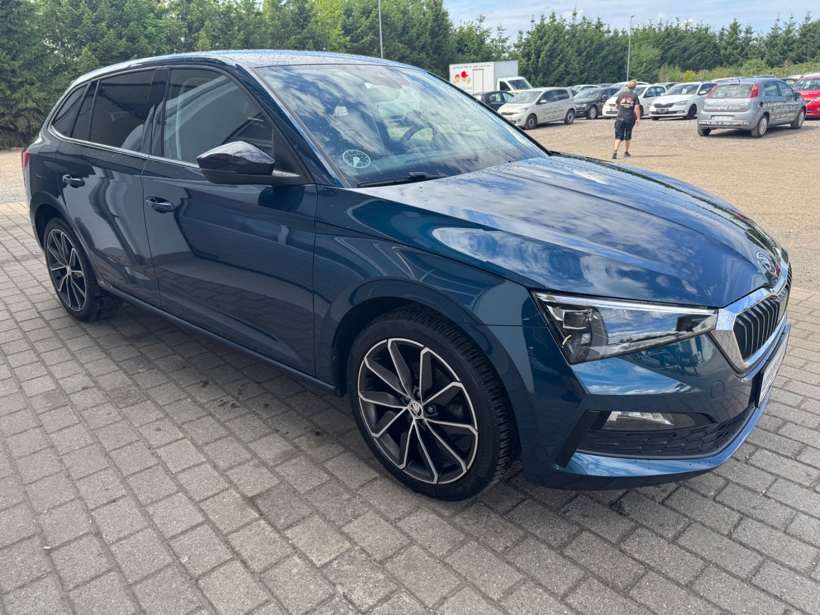 Blå Skoda Scala fra 2020