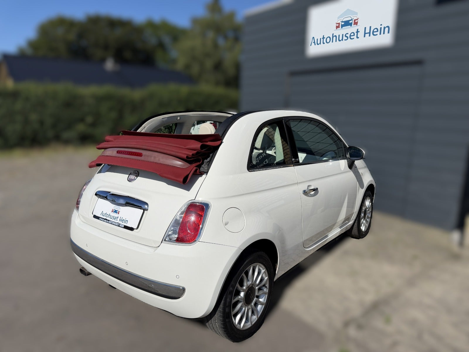 Hvid Fiat 500C fra 2010