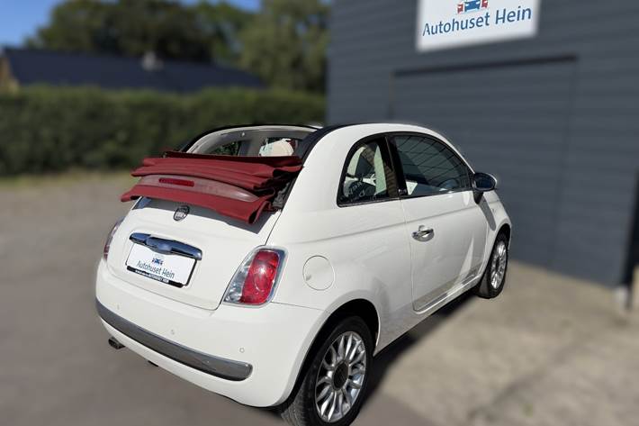 Hvid Fiat 500C fra 2010