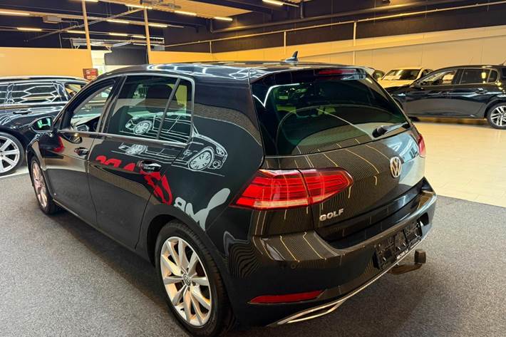 Sort VW Golf VII fra 2019