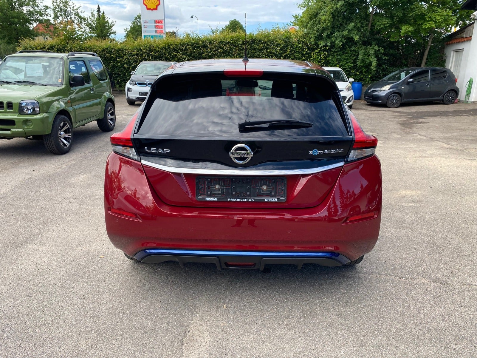 Rød Nissan Leaf fra 2018