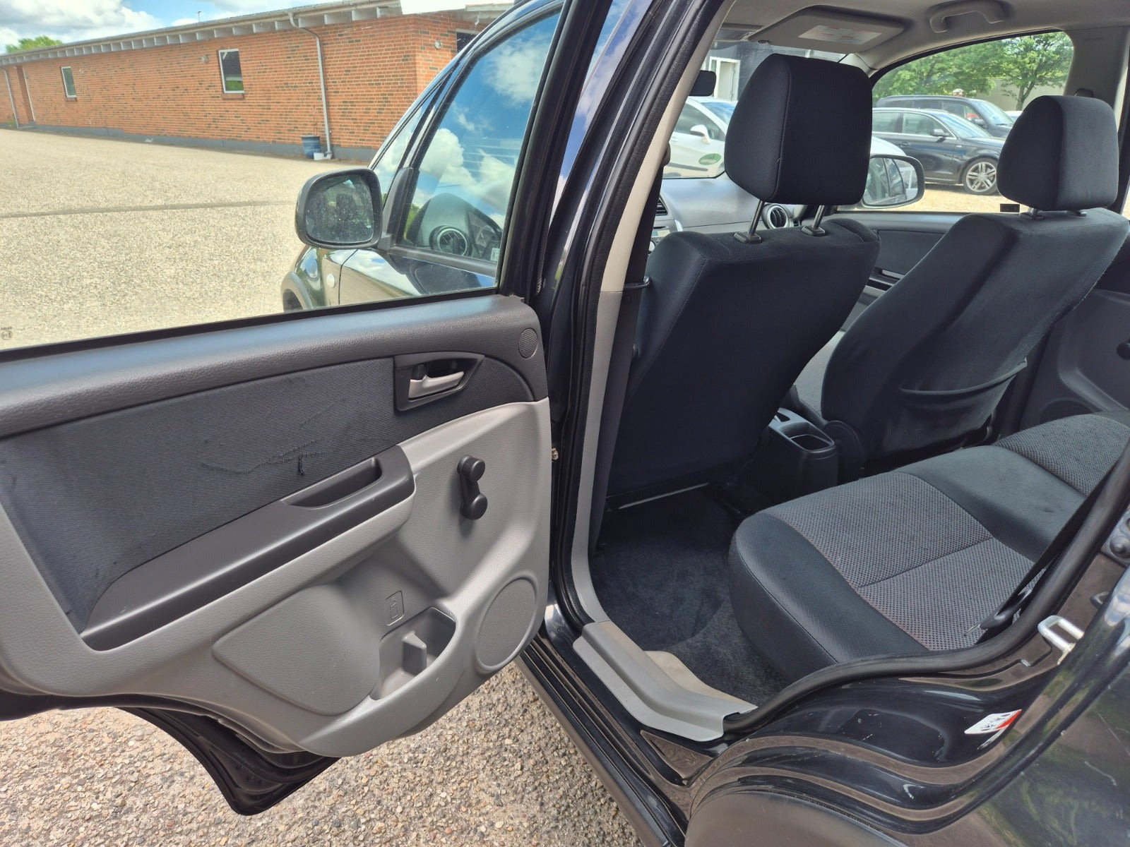 Grøn Suzuki SX4 fra 2006