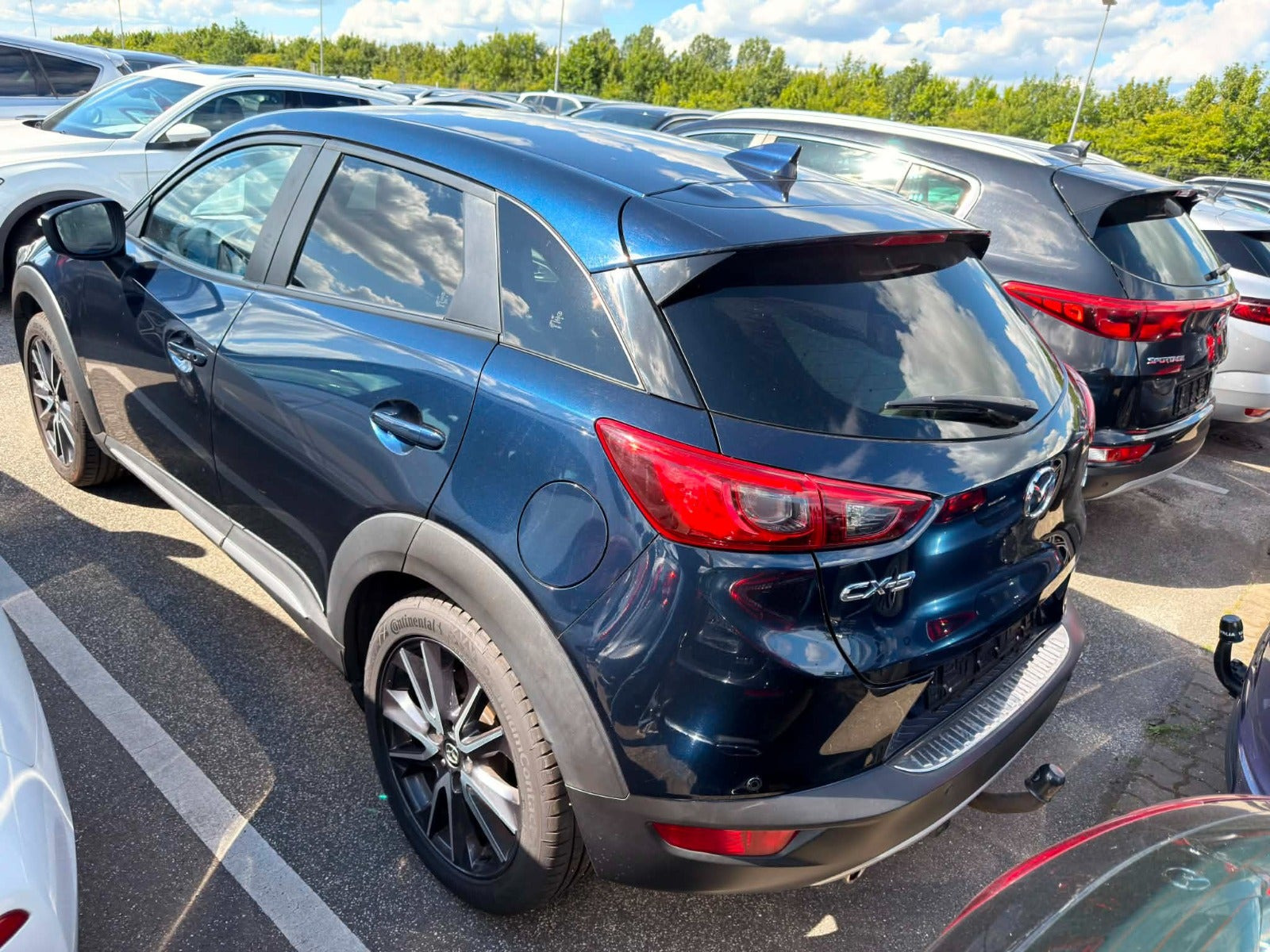Blå Mazda CX-3 fra 2017
