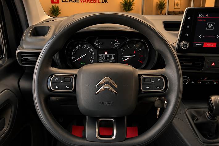 Sort Citroën Berlingo fra 2020