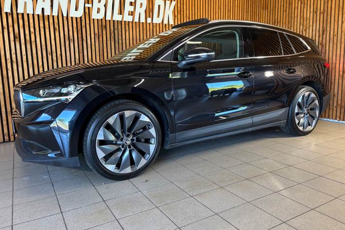 Sort Skoda Enyaq fra 2022