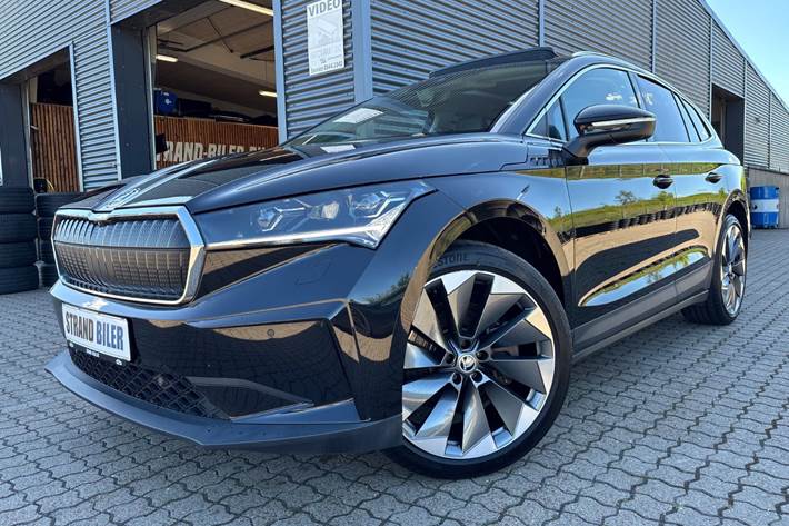 Sort Skoda Enyaq fra 2022
