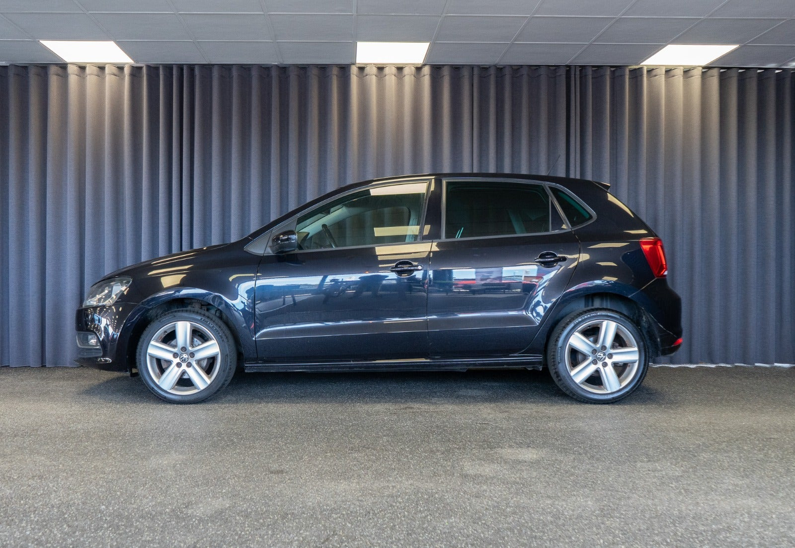 Sort VW Polo fra 2015