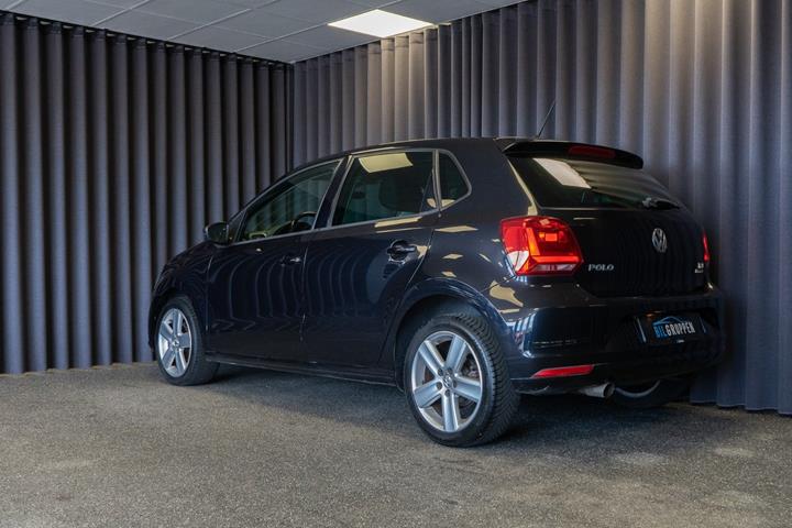 Sort VW Polo fra 2015