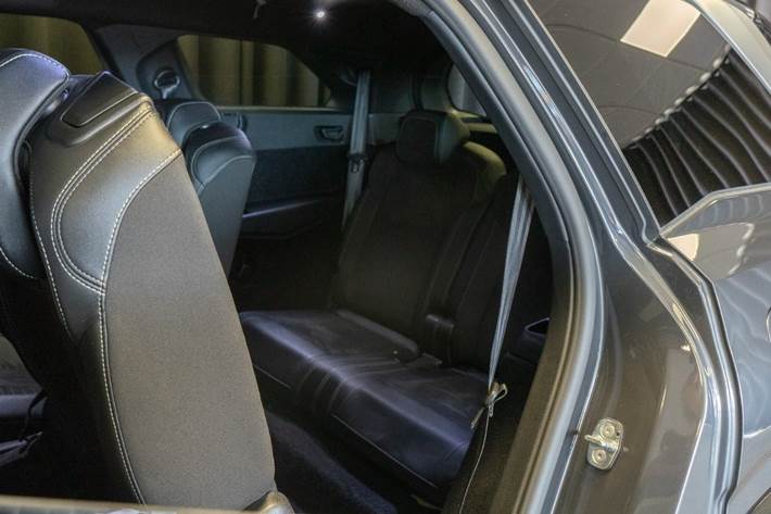 Sort Peugeot e-5008 fra 2024