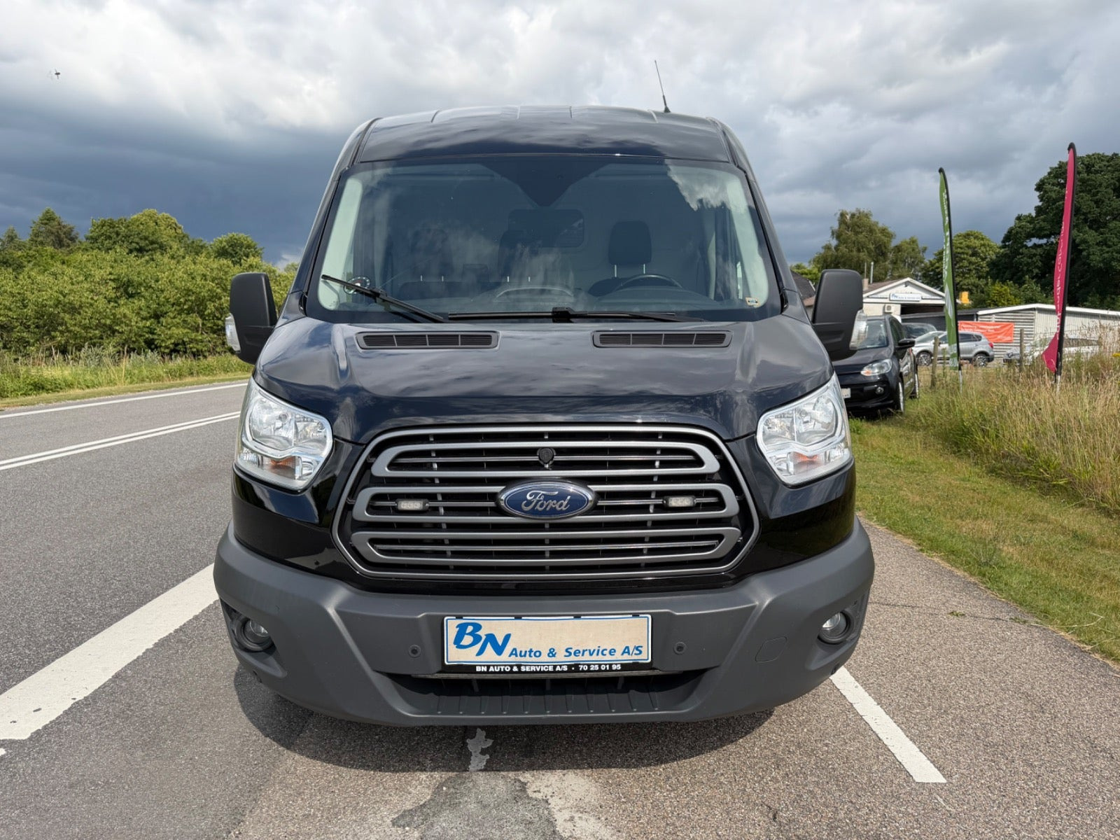 Sort Ford Transit 350 L3 Van fra 2016