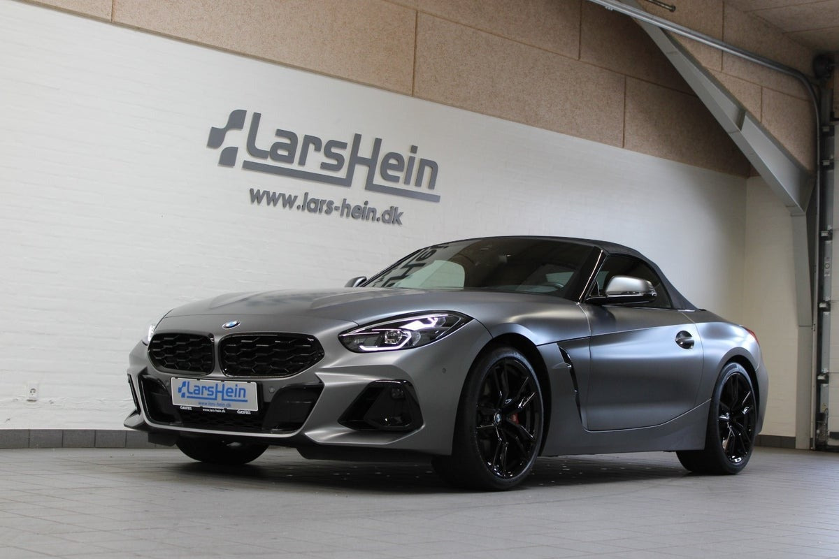 Sort BMW Z4 fra 2023