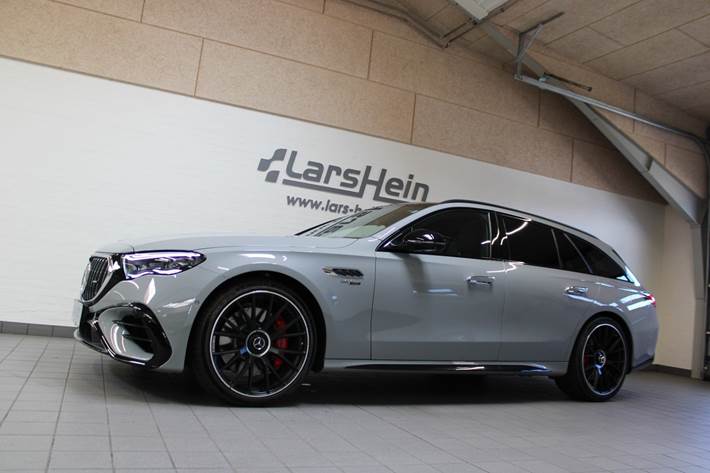 Grå Mercedes E53 fra 2025