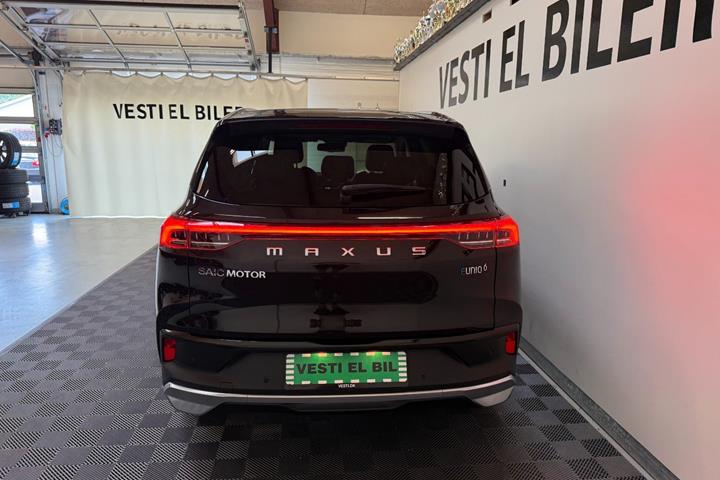 Sort Maxus Euniq6 fra 2022
