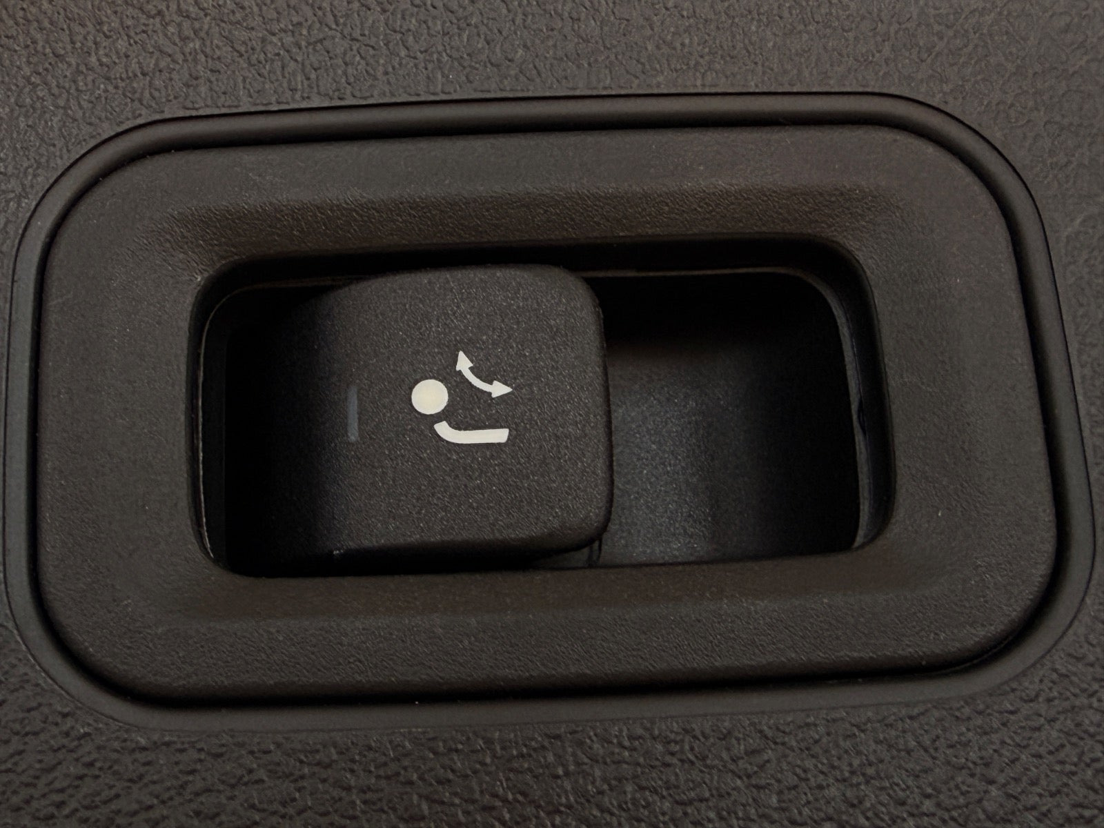 Hvid Mercedes EQA250 fra 2023