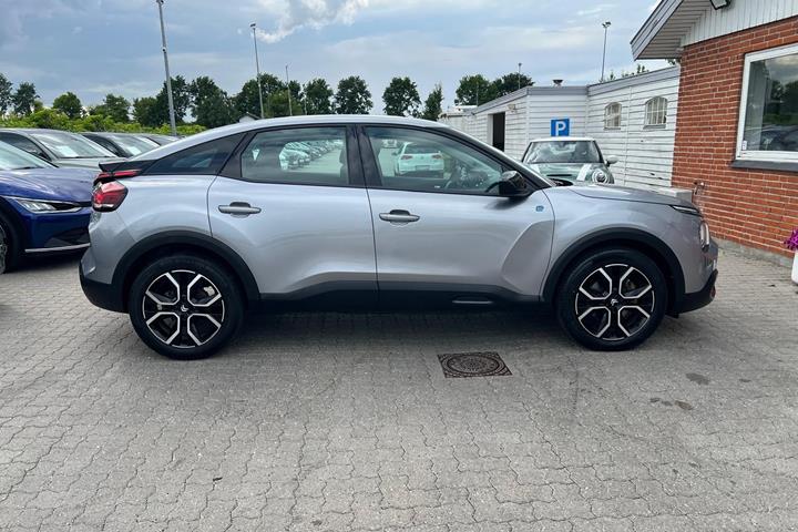 Grå Citroën ë-C4 fra 2023