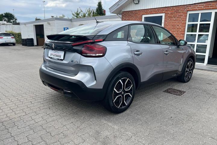 Grå Citroën ë-C4 fra 2023