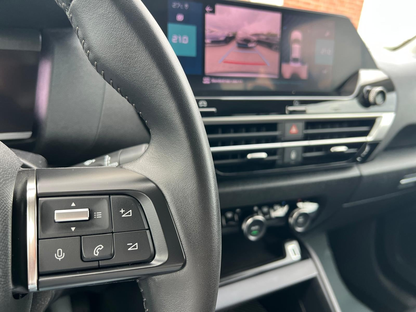 Grå Citroën ë-C4 fra 2023