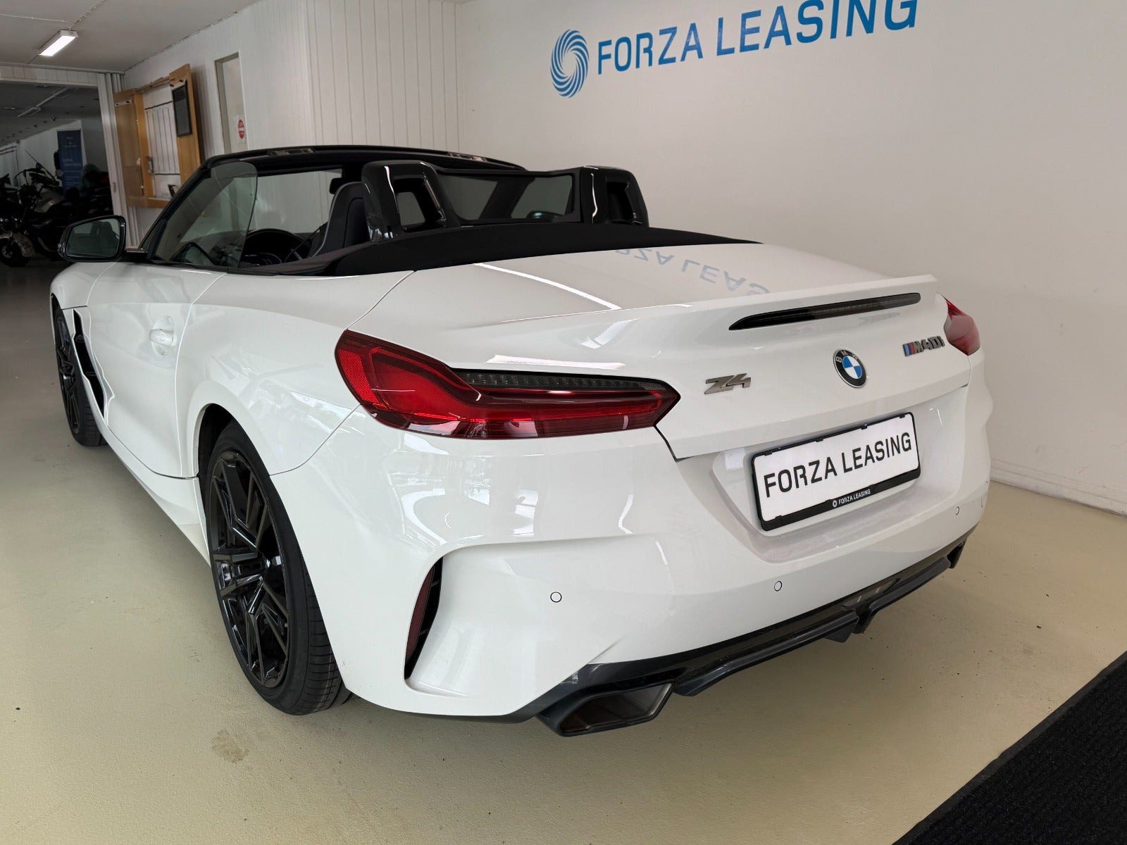Hvid BMW Z4 fra 2022