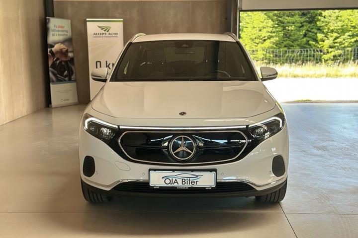 Hvid Mercedes EQA250 fra 2022