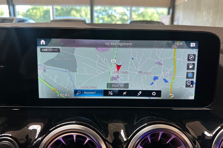 Hvid Mercedes EQA250 fra 2022
