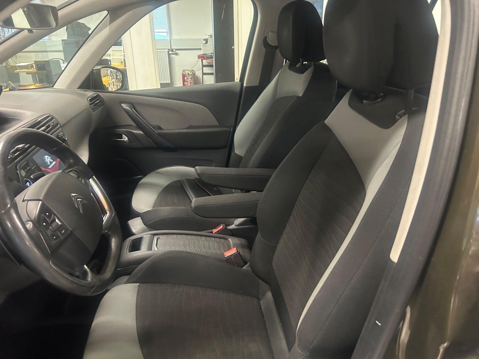 Brun Citroën Grand C4 Picasso fra 2014