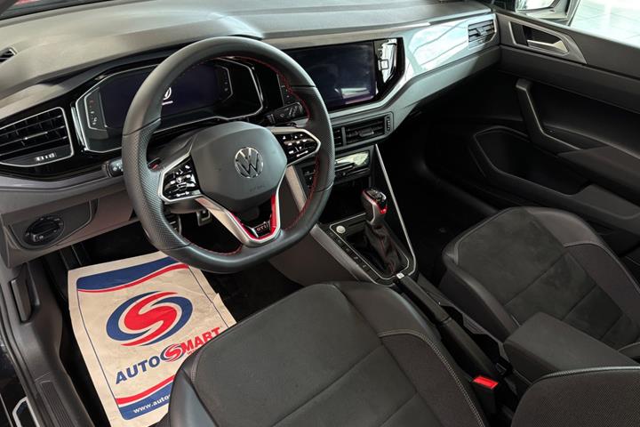 Sort VW Polo fra 2023