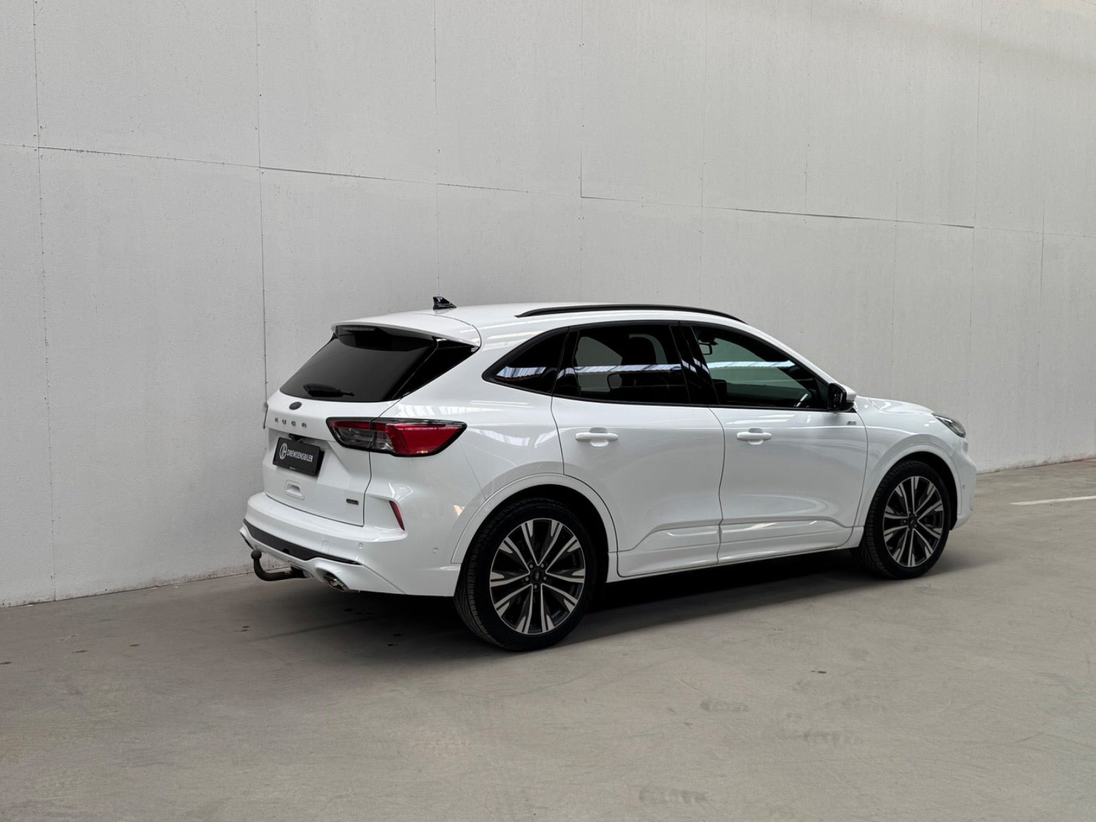 Hvid Ford Kuga fra 2020