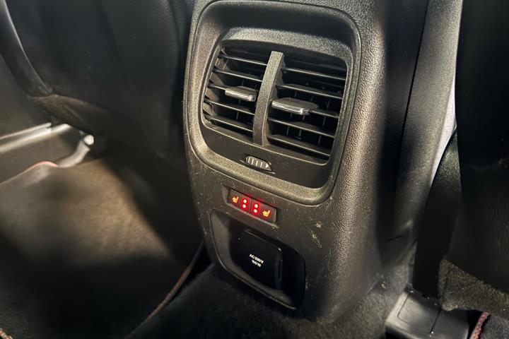 Hvid Ford Kuga fra 2020