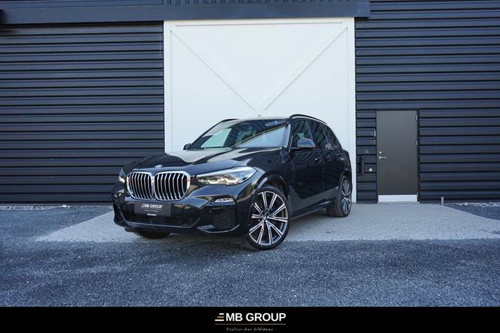 Grå BMW X5 fra 2020