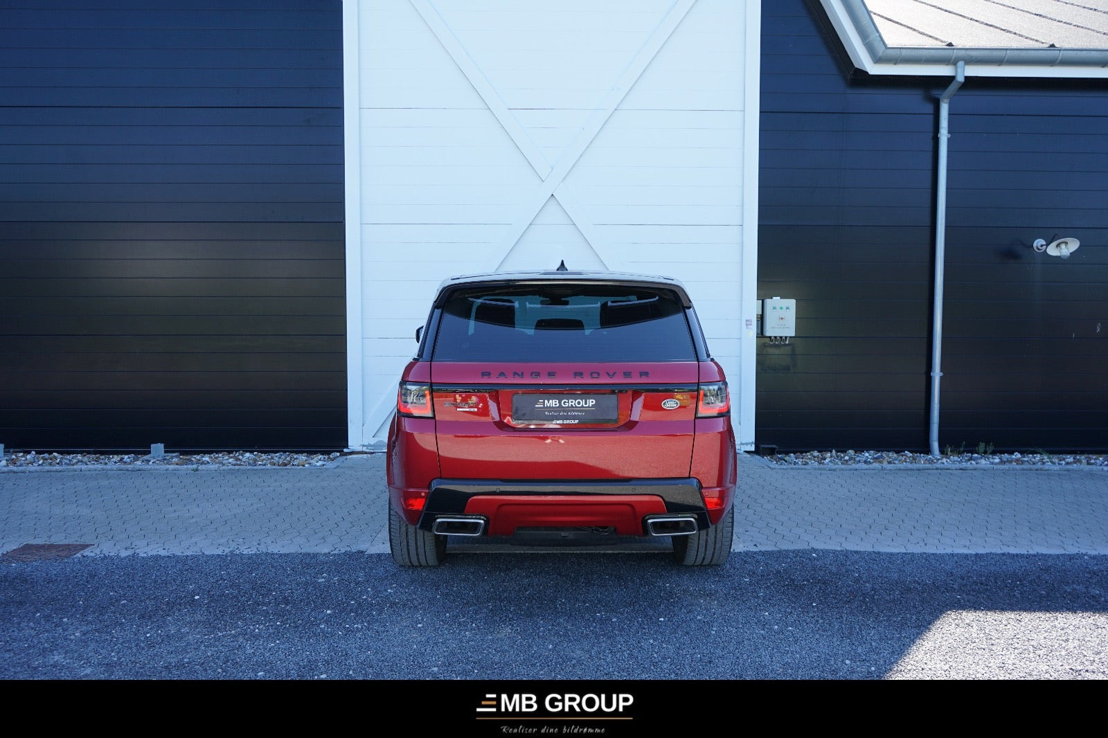 Rød Land Rover Range Rover sport fra 2019