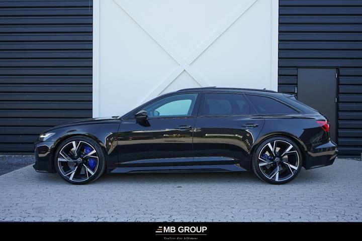 Sort Audi RS6 fra 2020