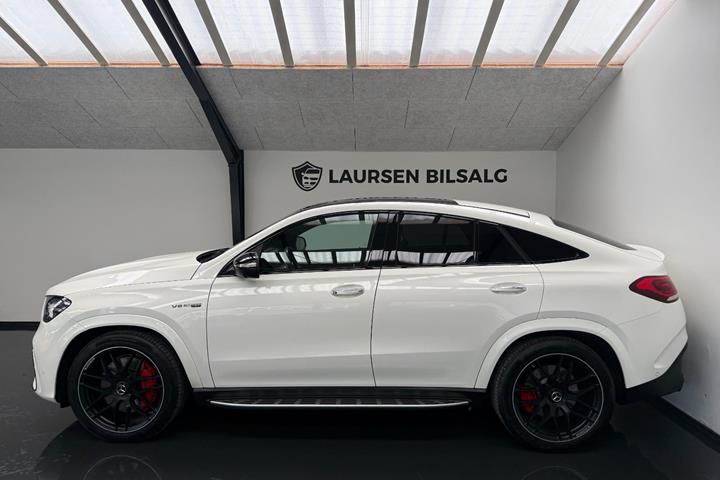 Hvid Mercedes GLE63 fra 2021