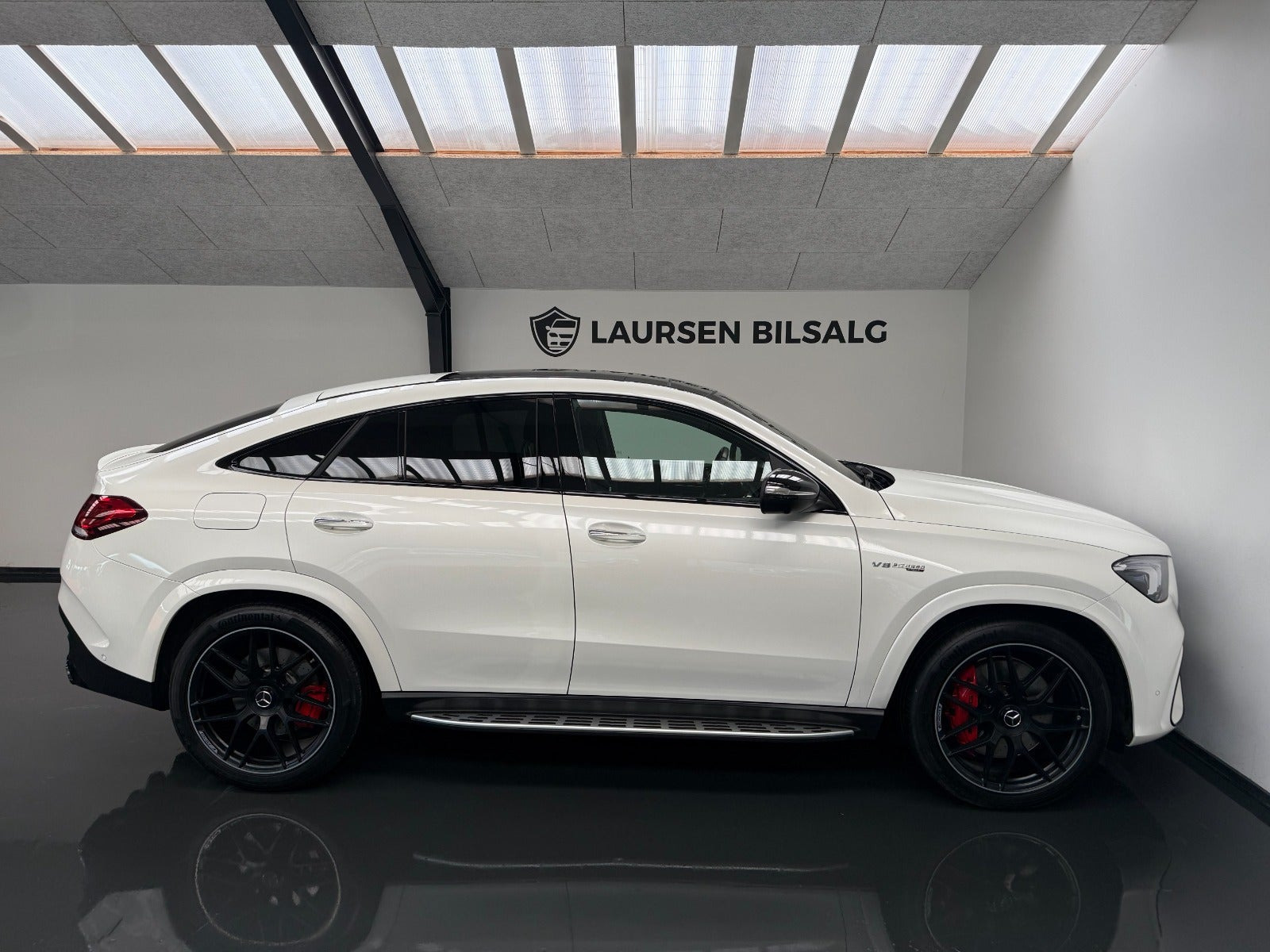 Hvid Mercedes GLE63 fra 2021