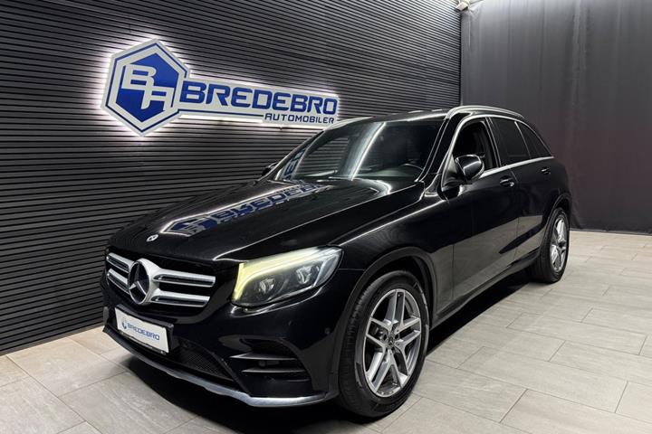 Sort Mercedes GLC220 d fra 2017 set udefra