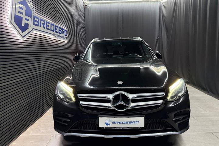 Sort Mercedes GLC220 d fra 2017