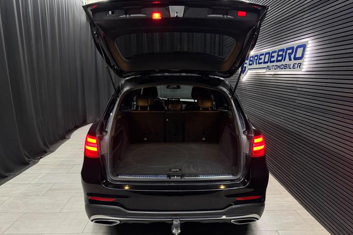 Sort Mercedes GLC220 d fra 2017