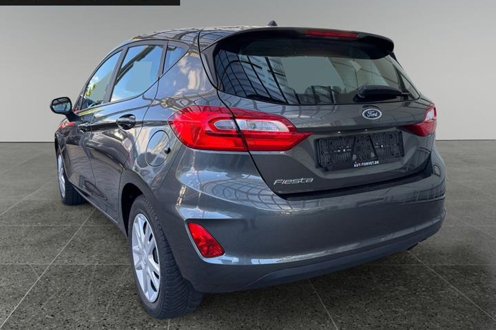 Grå Ford Fiesta fra 2019