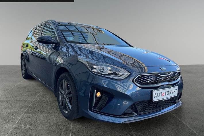 Blå Kia Ceed fra 2020