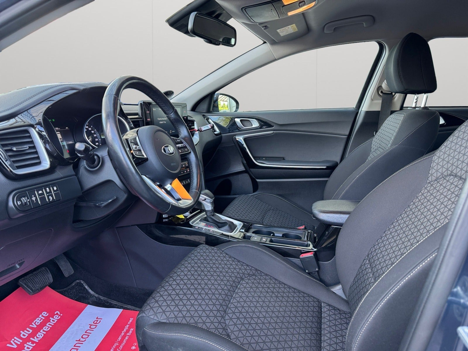 Blå Kia Ceed fra 2020