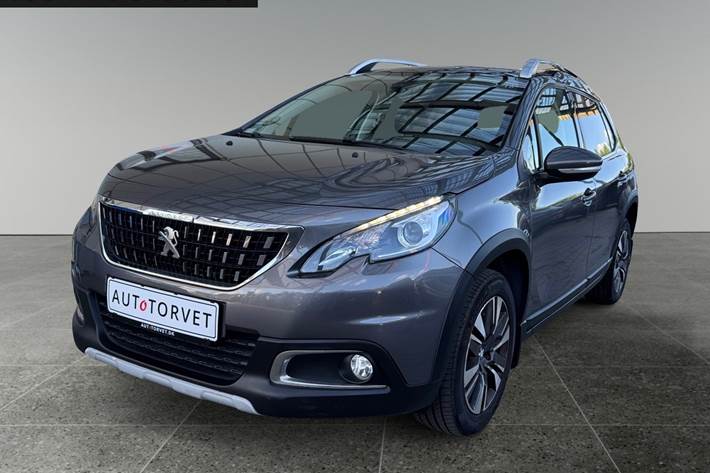 Grå Peugeot 2008 fra 2018