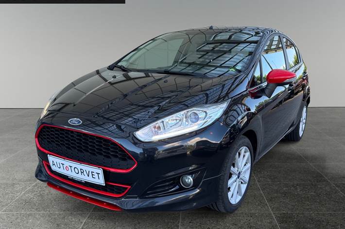 Sort Ford Fiesta fra 2015