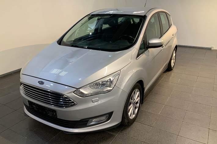 Sølv Ford C-MAX fra 2016 set udefra