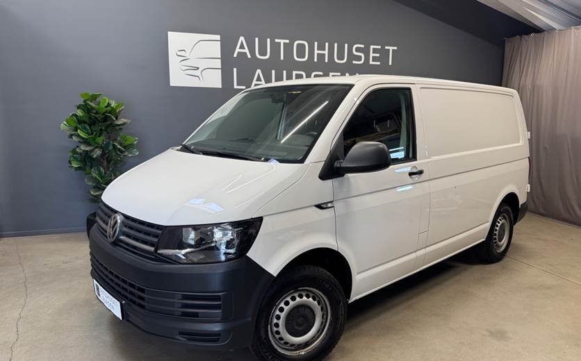 VW Transporter 2,0 TDi 150 Kassevogn DSG kort