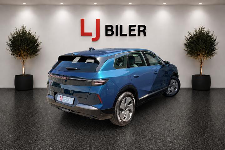 Blå Opel Grandland-e fra 2025