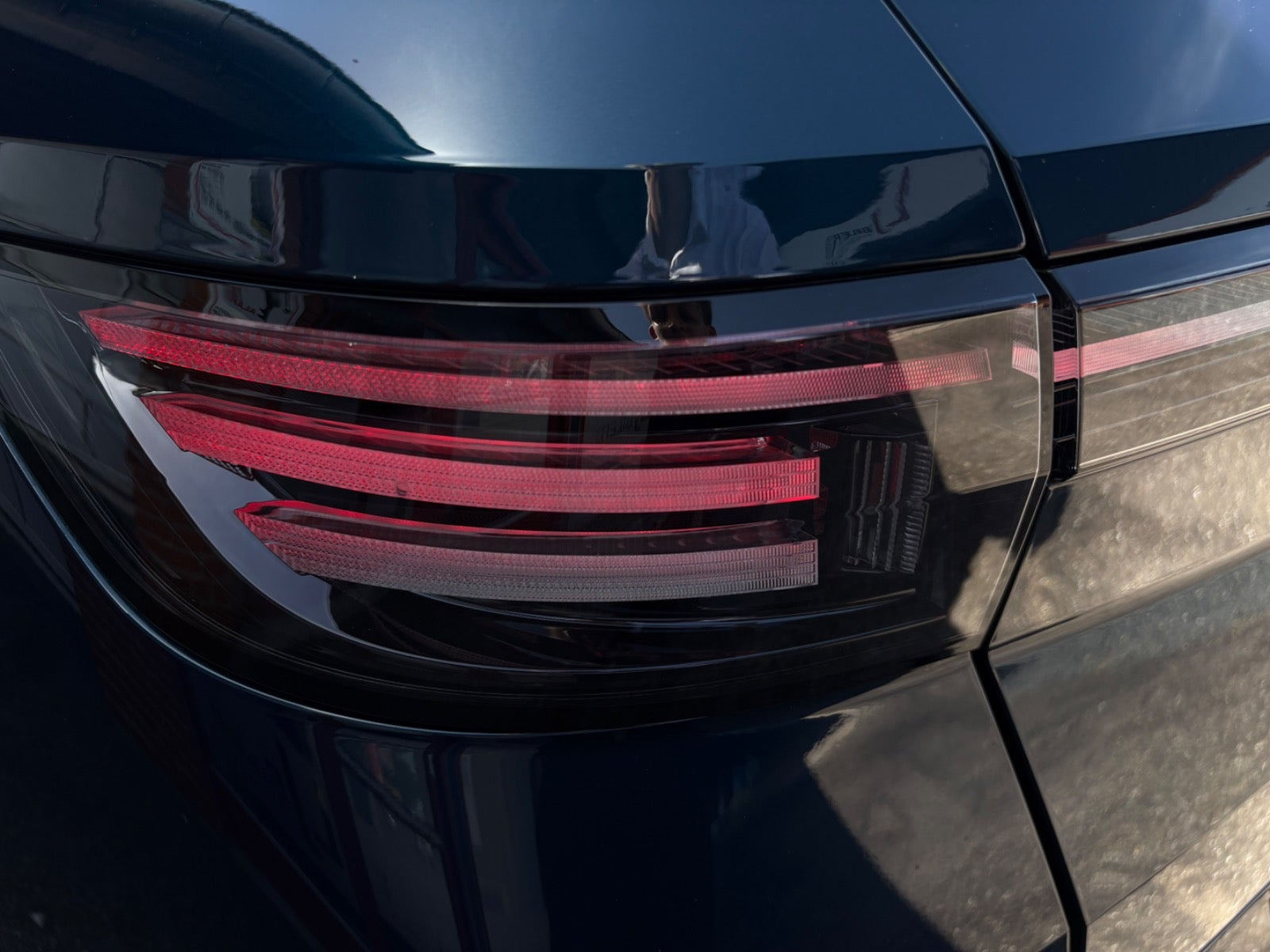 Blå Opel Grandland-e fra 2025