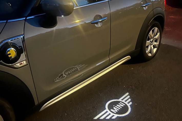 Grå Mini Countryman Cooper SE fra 2022