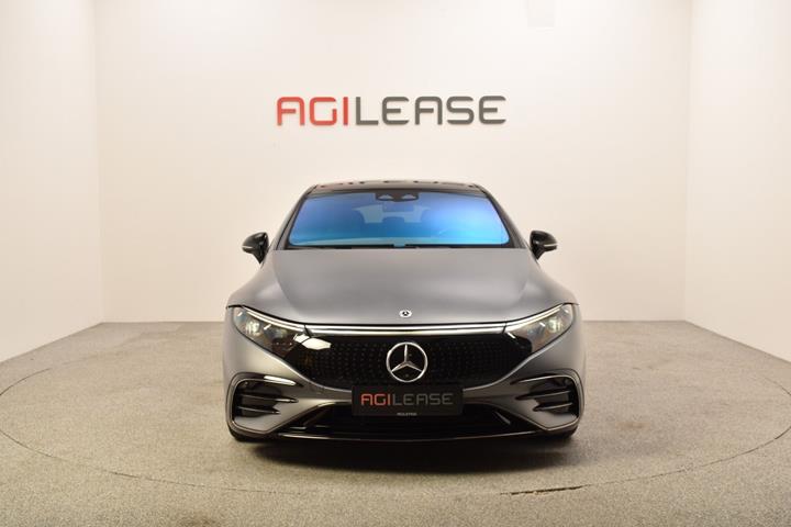 Grå Mercedes EQS450+ fra 2022
