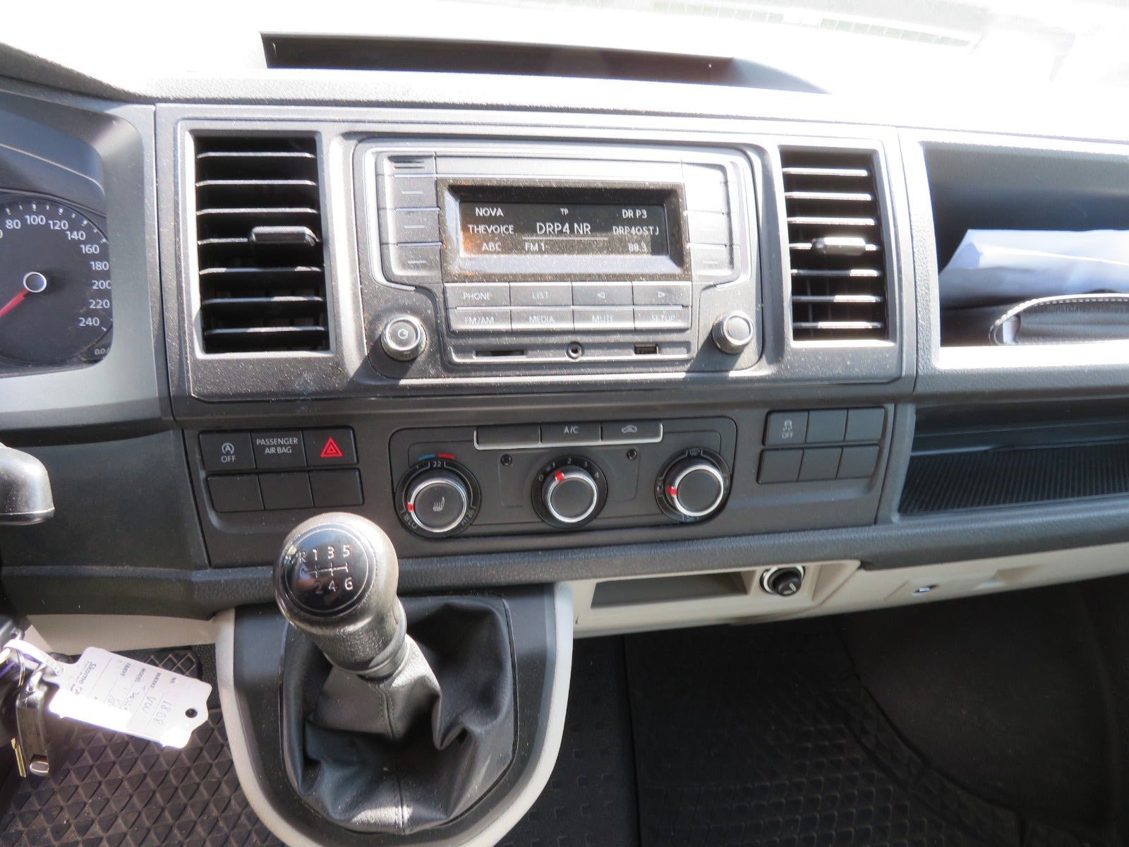 Hvid VW Transporter fra 2019