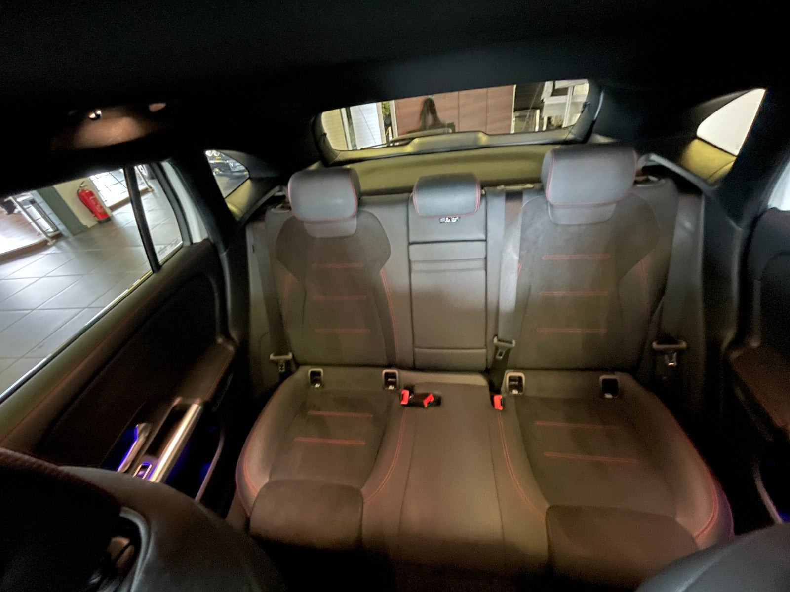 Hvid Mercedes EQA250+ fra 2026