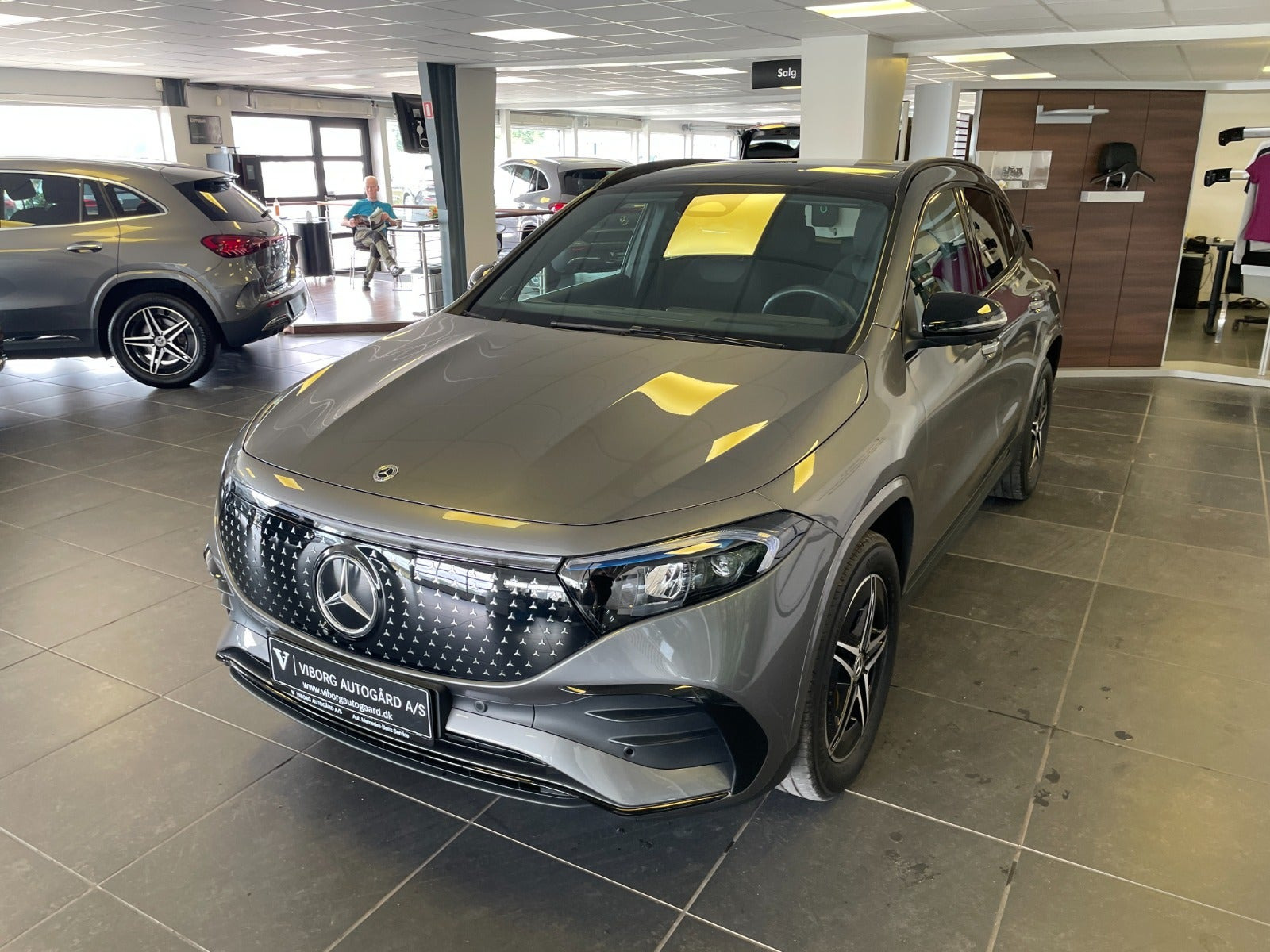 Grå Mercedes EQA250+ fra 2026